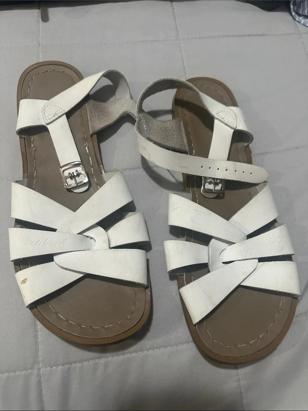 Women’s White Strappy Leather Sandals - Casual Summer Comfort